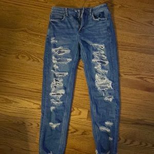 American eagle mom jeans